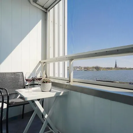 Ferienwohnung Schleiloge mit Panoramablick auf die Schlei Schleswig Exterior foto