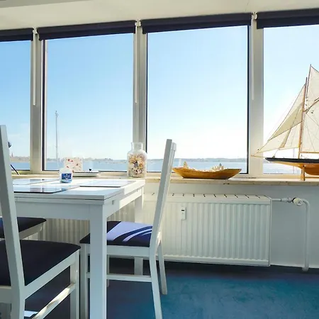 Ferienwohnung Schleiloge mit Panoramablick auf die Schlei Schleswig Exterior foto